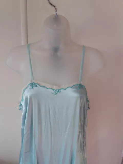 Vintage 1950s blue satin teddy lace trim bust 34