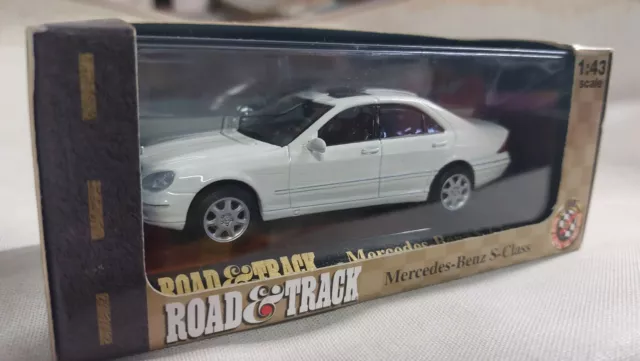 Maisto 2025 mercedes benz