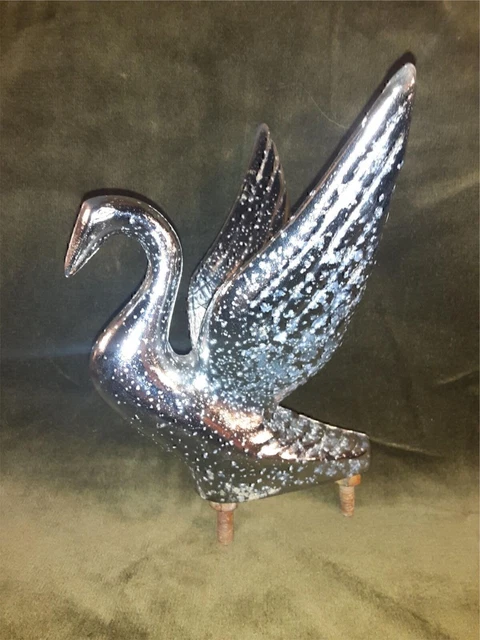 VINTAGE 1940S/50S CLASSIC Car Swan Hood Ornament Circa 1950 $55.00