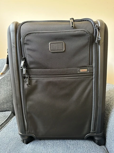 Tumi 1171621041 Alpha 3 Continental Expandable 4 Wheeled Carry-On - Black