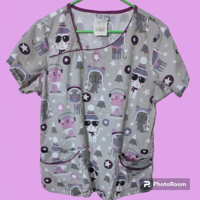 Winter Cats Grey & Purple Scrub Top *Size Large* UA Scrubs Cotton Blend Fitted