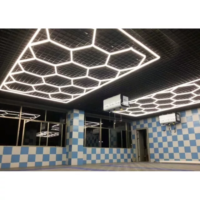 Sistema de iluminación modular, garaje y taller, HEXAGON LED 243 x 483 cm, 3500K