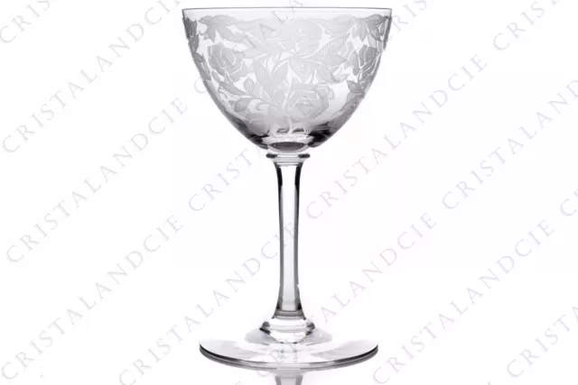 Verre à vin n°4 Bagatelle (Fontenay) par Baccarat. Wine glass n°4 Bagatelle