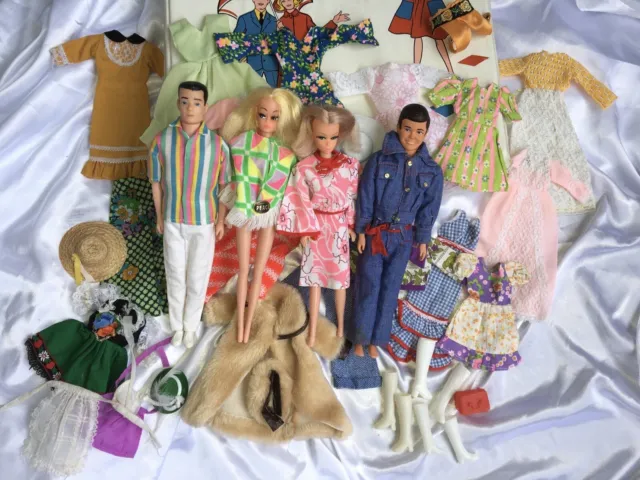 Petra, Fred Plasty und Bild Lilli Clone Kleidung Puppen Konvolut 60er 70er
