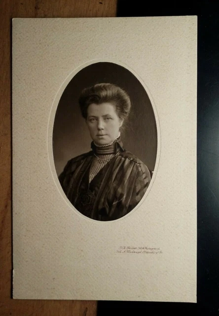 Donna - ritratto / CAB J. B. proprietario Feilner A. Mohaupt Oldenburg i. taglia