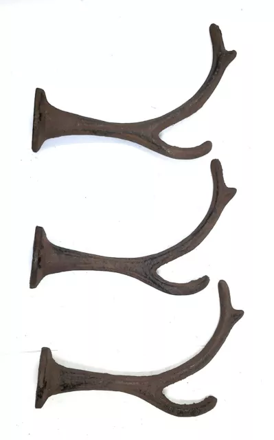 Cast Iron Deer Rusty Antlesr Wall Mount Coat Hooks Rustic Cabin Decor Set of 3