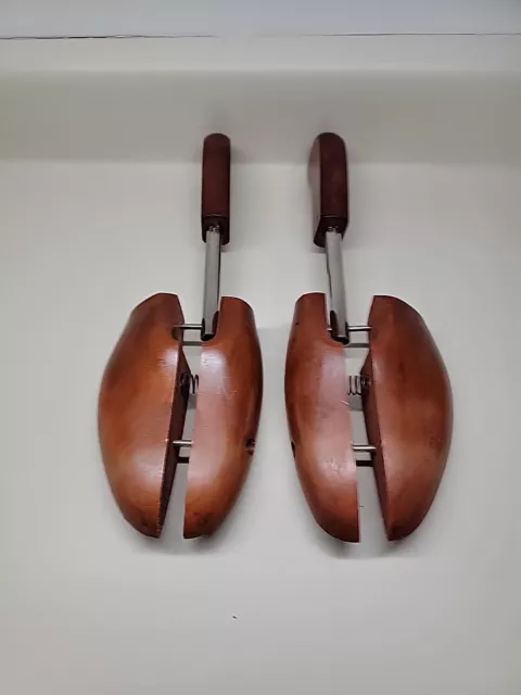 Vintage Shoe Keeper No 5 LARGE Mohawk Rochester NY Shoe Tree Co. Split Toe Pair