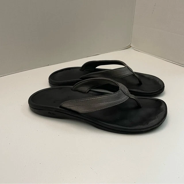 Olukai Sandals Flip Flops Thongs Leather Comfort Beach Travel Grey Silver Pewter