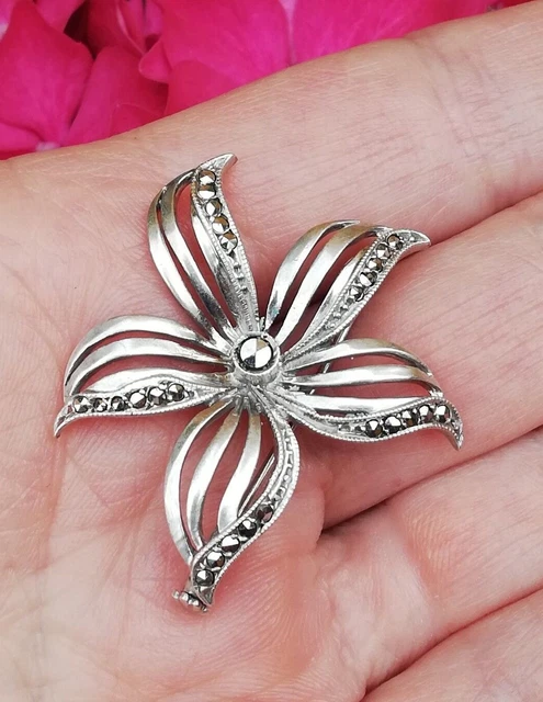 Superbe Broche Ancienne En Argent Massif 925, Motif Fleurs Et Feuillages Avec Marcassite, Style Art Déco