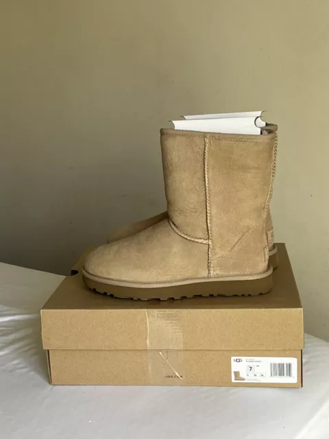 UGG Women's Classic Short II Boot Size 7 SAND Brand new ready to ship✅