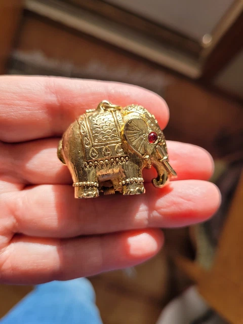 VINTAGE ELEPHANT SOLID Perfume Compact by Max Factor $42.38 - PicClick CA