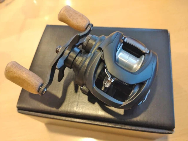 22TR SV TW 105H-Slpw Reel Right-Handed $486.83 - PicClick CA
