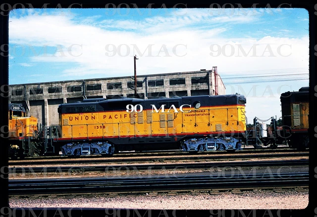 UNION PACIFIC-UPRR. EMD GP9B #139B. Original Slide 1969.