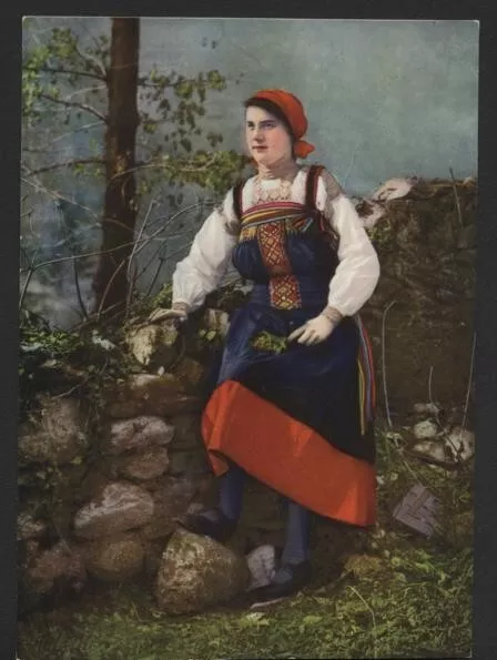 g899 CARTOLINA   VALSESIA COSTUME DI FOBELLO - CERVATTO++++