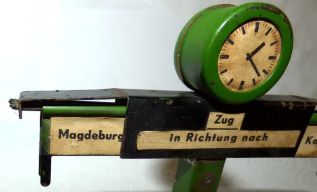 Eisenbahn Fahrtrichtungsanzeiger Bahnhof Uhr 1930 Blech München Magdeburg 21412 3