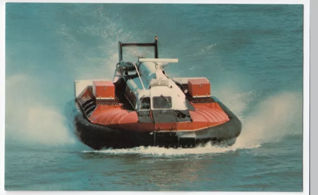 Hovertravel SRN6 Hovercraft Arriving At Ryde PPC Unposted c 1970's