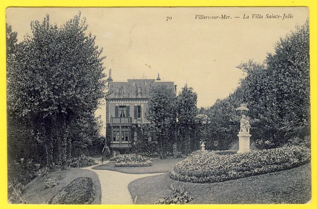 Carte Postale Ancienne – Villers-sur-Mer (14) – Place Du Bourg, Rue De La Mer – 1900