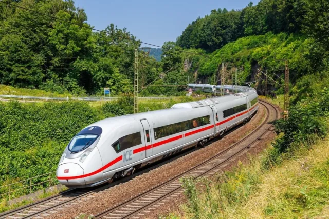 2x Premium Flex Ticket 2. Klasse Bahn Ticket (Hin- und Rückfahrt) Freifahrt 