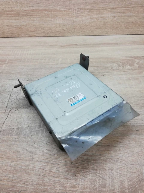 MODULE D'UNITÉ ECU Moteur Mazda 323F E2T84986M Z573 5R 1 D'Origine EUR ...