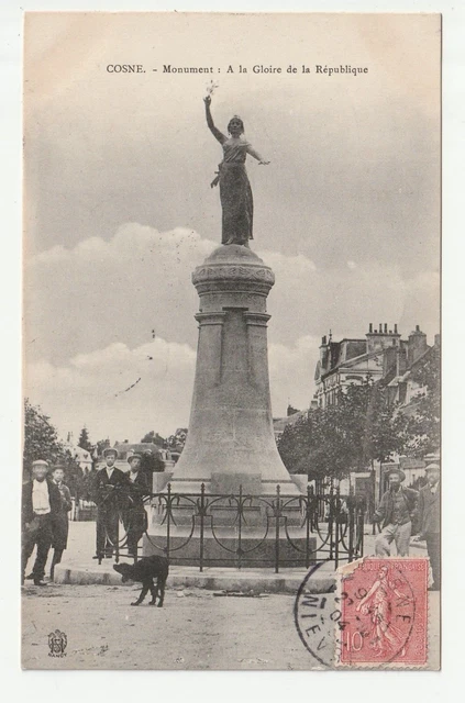 COSNE SUR LOIRE - Nievre - CPA 58 - le Monument à la Gloire de la République
