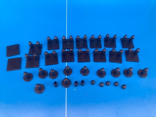 Lot De 25  supports de rails + PIECE  pour circuit  Carrera Go virage courbe