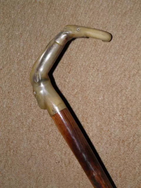 Antiker Gehstock mit handgeschnitztem Rinderhorn Onyx & Elefantengriff - 90 cm