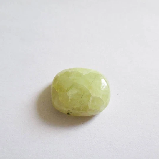Préhnite cabochon pierre fine 21x18x8mm gemme multicolore reiki chakra plexus