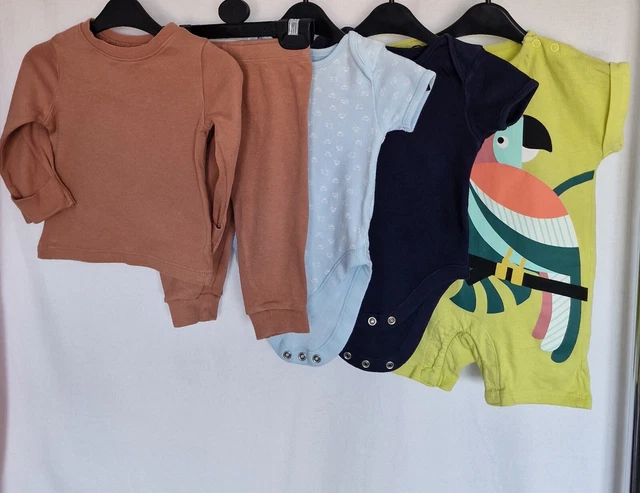 Pacchetto vestiti per bambini età 3-6 metri. Usato. Condizioni perfette. Marchi misti. 9