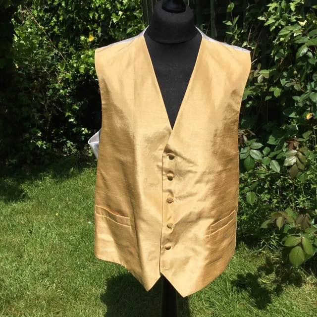 Waistcoat XXL. Gold. Lloyd Attlee & Smith. 