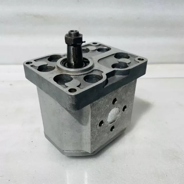 Sauer Danfoss TAP 22-90/33,5 Hydraulic Gear Pump