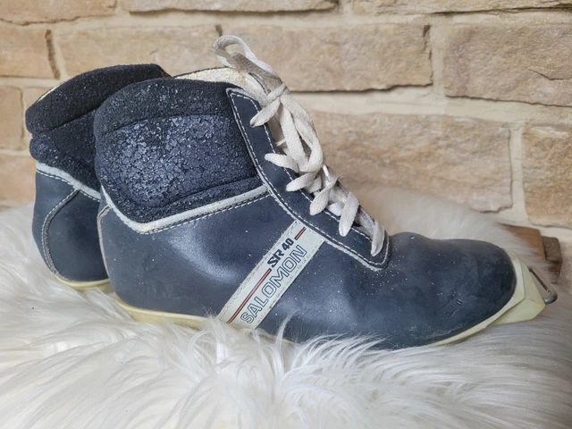 Chaussures De Ski Le Trappeur – Vintage – Déco Chalet Montagne – Homme