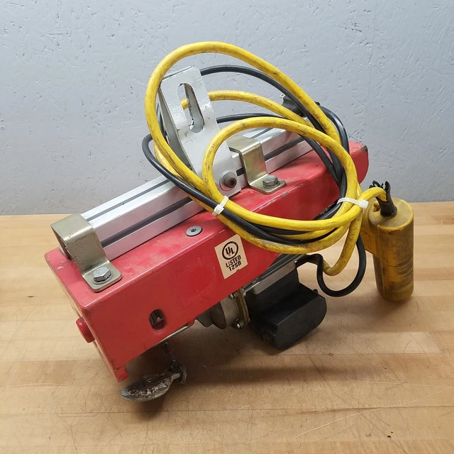 Motorized Wire Rope Hoist With Remote Control, 120V - USED