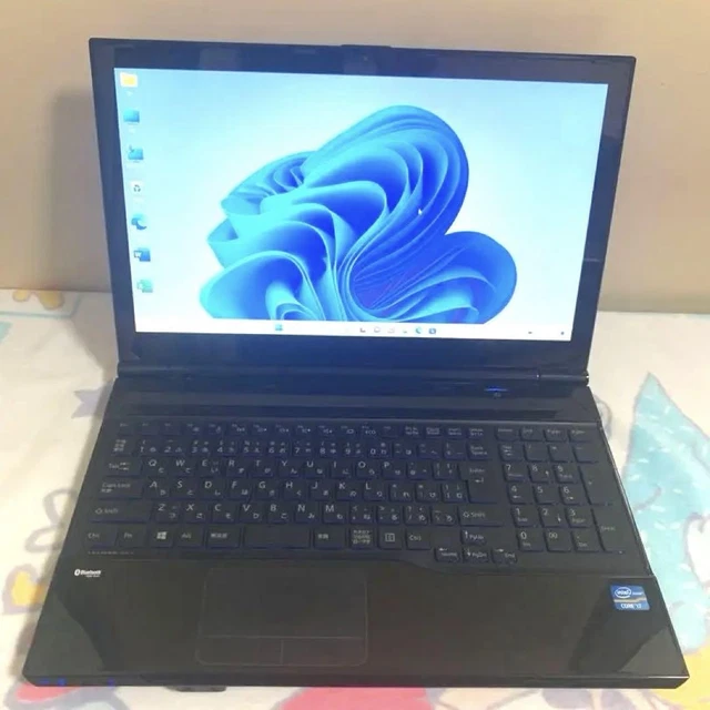 FUJITSU TOUCHSCREEN LAPTOP I7 16Gb Ram 512Gb Ssd Office 2024