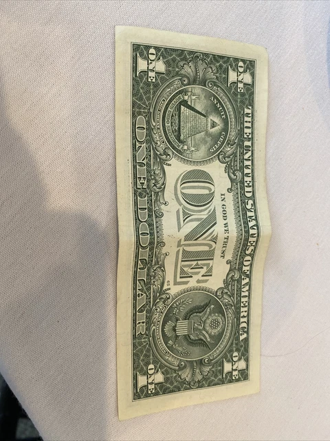 One Dollar star note. Collectible *** 3