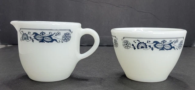 Vtg Pyrex Corning Corelle Old Town Blue Onion Creamer & Sugar Bowl Set NO Lid