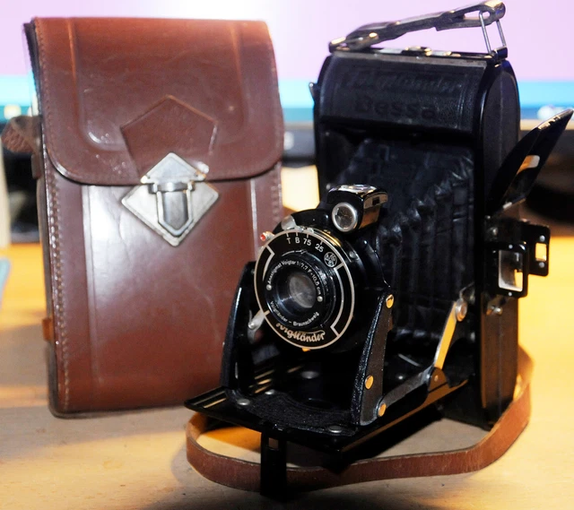Cámara plegable Voigtländer Bessa Anastigmat Voigtar 1:7,7 f = 10,5 original Bolsa de cuero