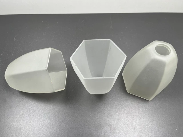 Lot de 3 tulipes abat-jours en verre dépoli pour lampe ou lustre Art Déco