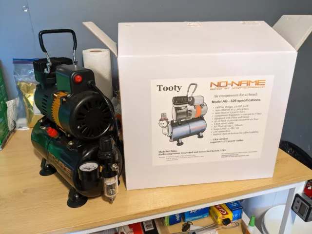 Cool Tooty Airbrush Compressor with 1/4 adapter by NO-NAME Brand