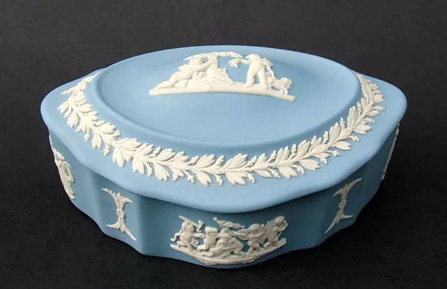 Wedgwood White on Blue Jasper Silver Box & Lid Shape 2501 - Looks in VGC