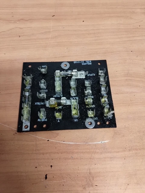 2000 Polaris Genesis Electric Box Junction Circuit Board