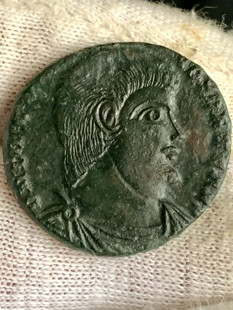 AE1/ Double Maiorina Decence, Trèves début 353 à aout 353, RIC.319 (S).