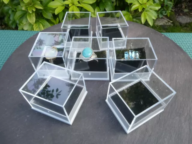 100 Clear Lid Perspex Ring Display Gift Boxes Black Inserts Small Gems Fossils