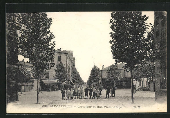 1924 CPA Alfortville, Crossroads and Rue Victor-Hugo