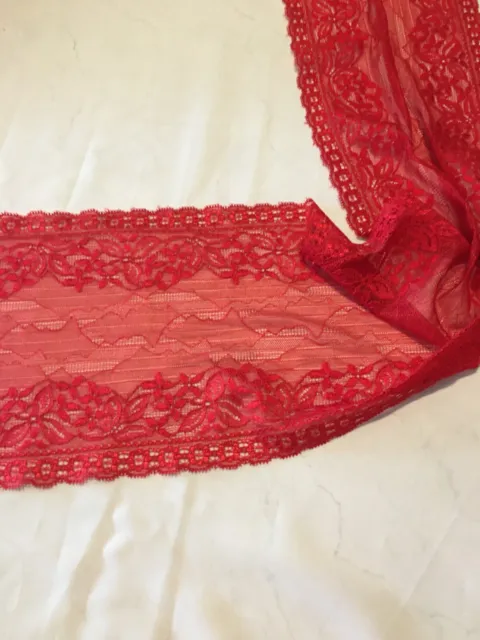 Superbe Dentelle De Calais Lycra Rouge Au Metre - Rare A La Vente 17Cm De Large