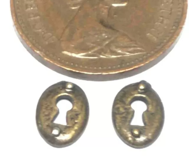 1:12 Scale Pair Of Metal Keyholes Tumdee Dolls House Door Furniture Set DIY 768