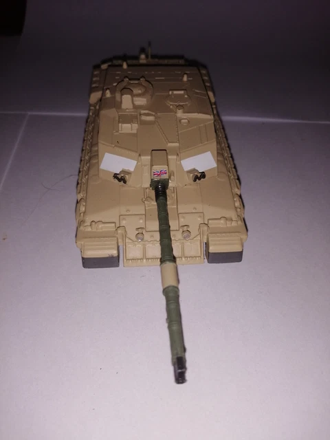 CHAR CHALLENGER 1 VERSION DESERT MAQUETTE METAL 1/72em