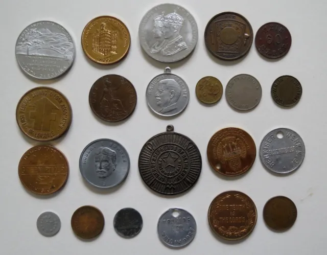 Group Of 22 Old COINS MEDALS TOKENS ADVERTISING PIECES - Interesting Assortment