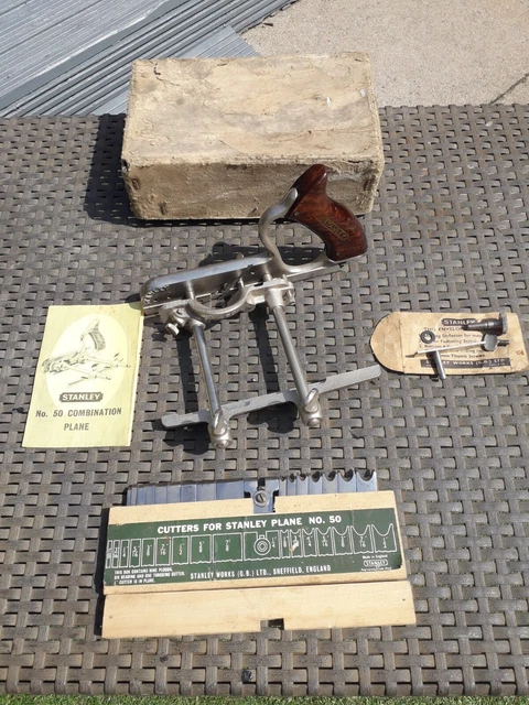 VINTAGE STANLEY No 50 COMBINATION PLANE COMPLETE WITH 17 IRONS & ORIGINAL BOX