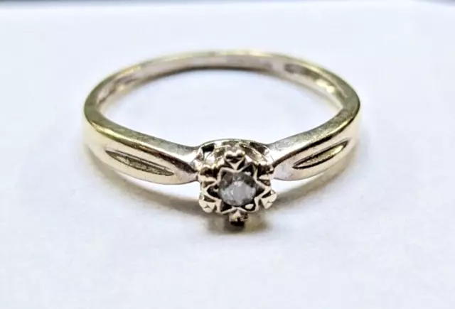 9ct Gold Diamond Ring Solitaire Setting Ring Size M - 9ct White Gold