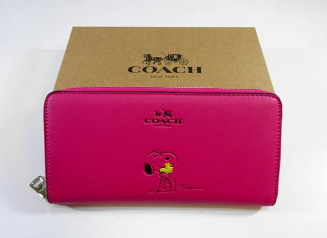 COACH x PEANUTS Wallet Snoopy Woodstock VIVID PINK Leather Zip Long New